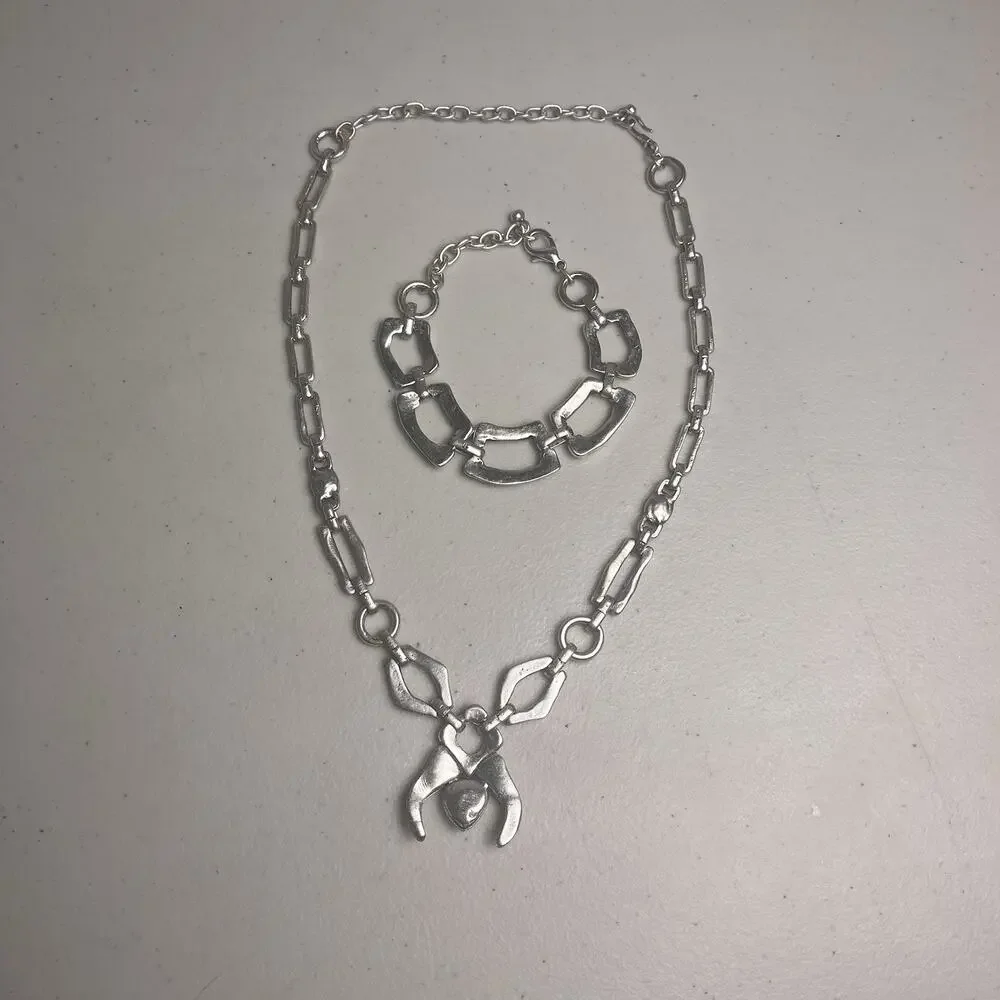 Silver Tone Heart Pendant Necklace Chunky Chain Bracelet Set Statement Bold Y2K